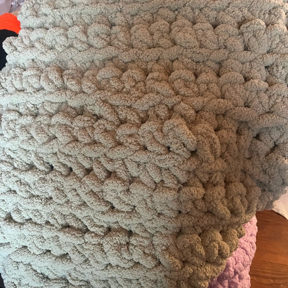 Cozy Chunky Knit Throw Blanket - Sage Green